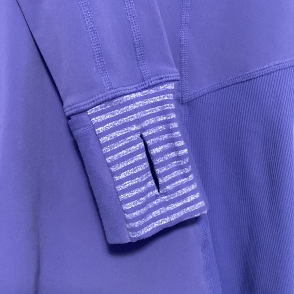 Lululemon Running Pullover Longsleeve - Picture 4 of 9